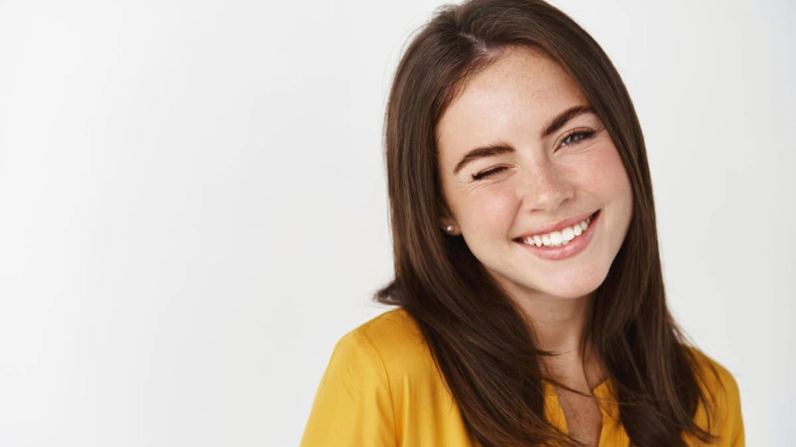 Albirea dentară – Cum să păstrezi un zâmbet strălucitor pe termen lung